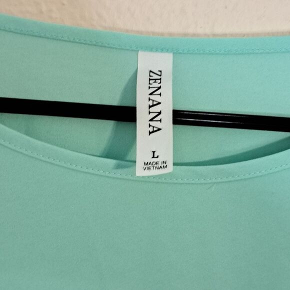 ZENANA short sleeve blouse size L - Picture 2 of 6